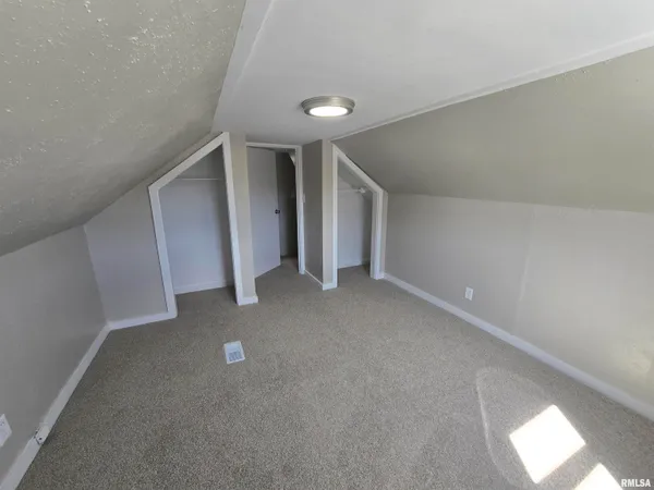 $149,900 | 1915 East Washington Street, East Peoria, IL 61611