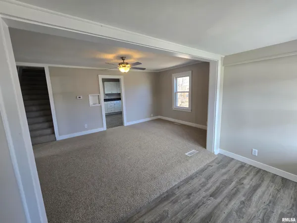 $149,900 | 1915 East Washington Street, East Peoria, IL 61611