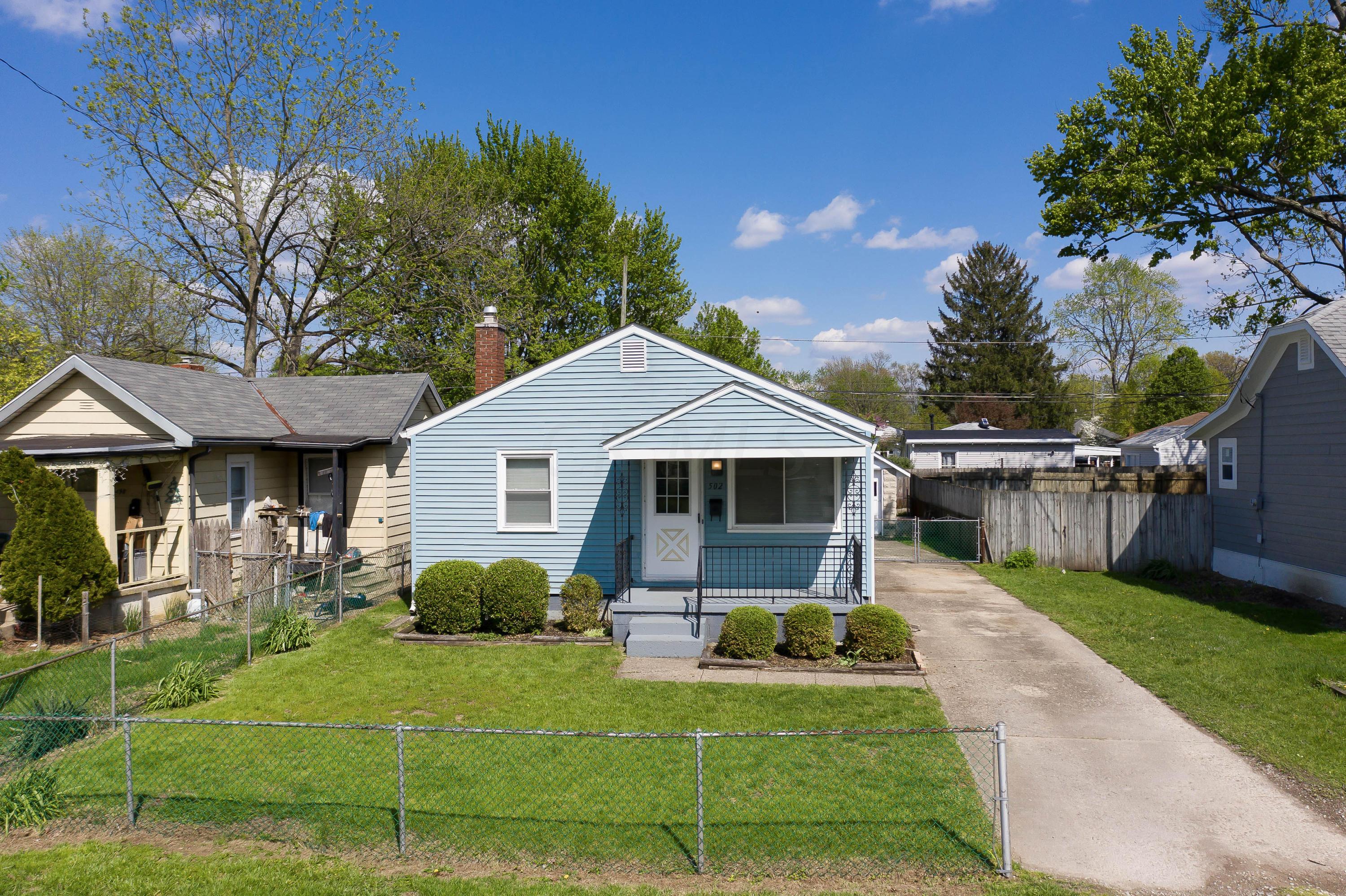 502 Elaine Road Whitehall, OH 43213 - Photo 4 of 32
