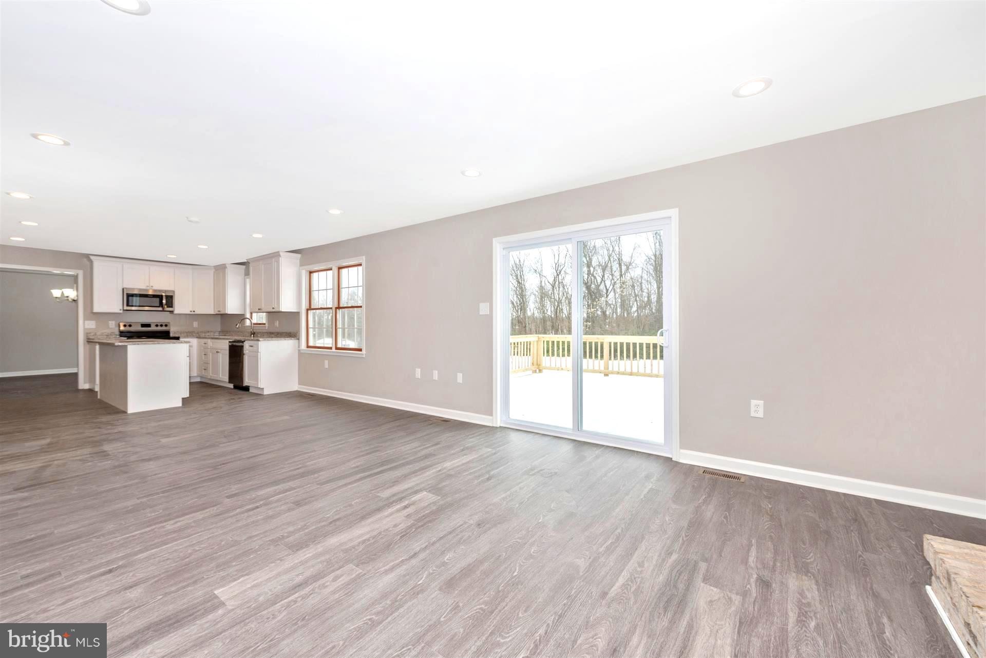 3552 Sigler Road Jefferson, MD 21755 - Photo 17 of 47 Family Room to Back Deck