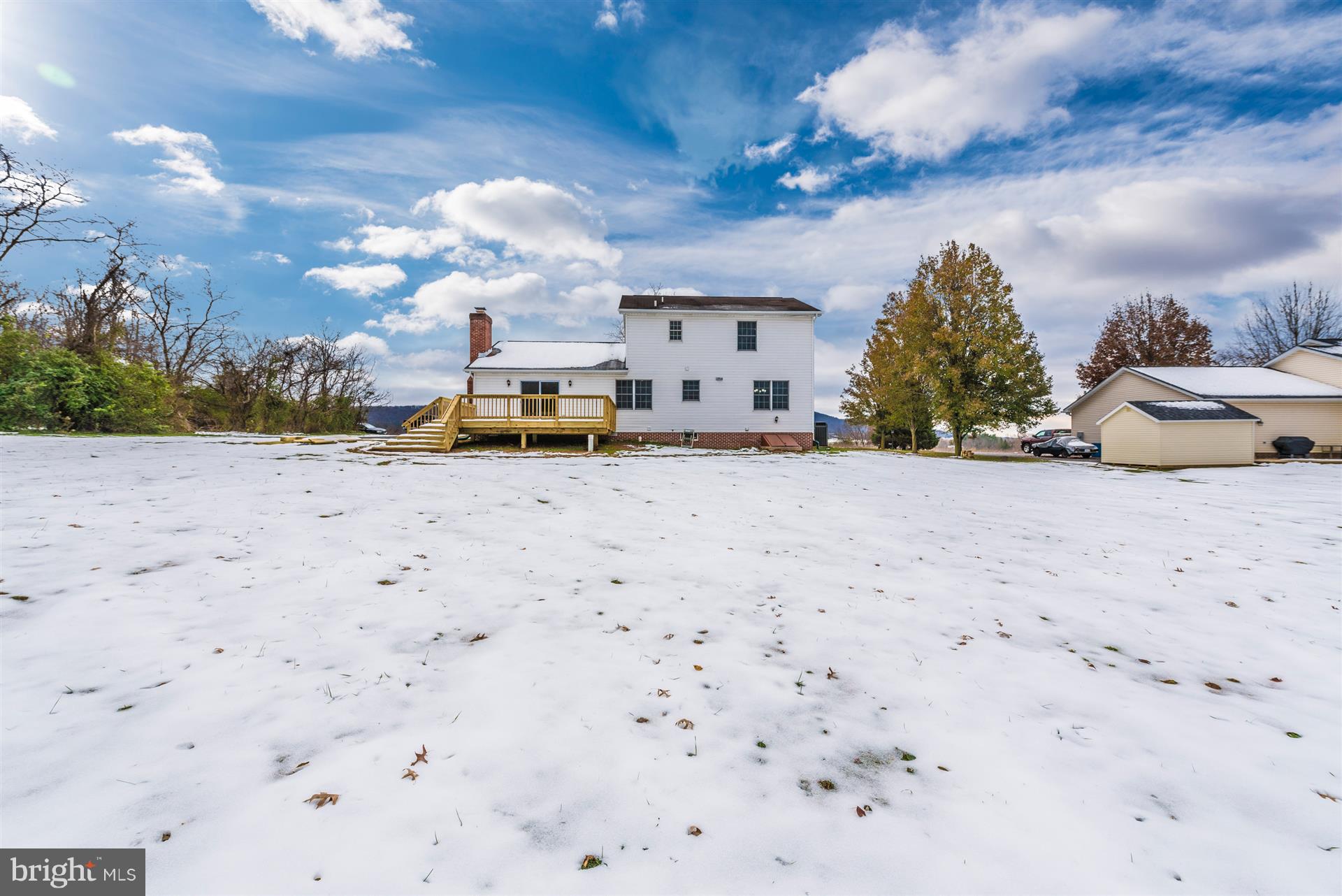 3552 Sigler Road Jefferson, MD 21755 - Photo 42 of 47 Large back yard