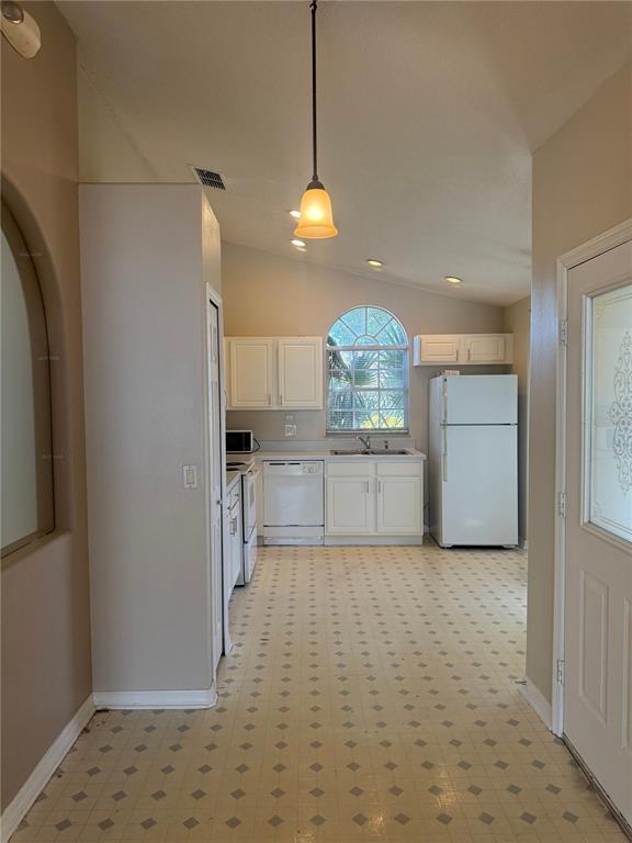 152 Seneca Point Trail Kissimmee, FL 34746 - Photo 5 of 20