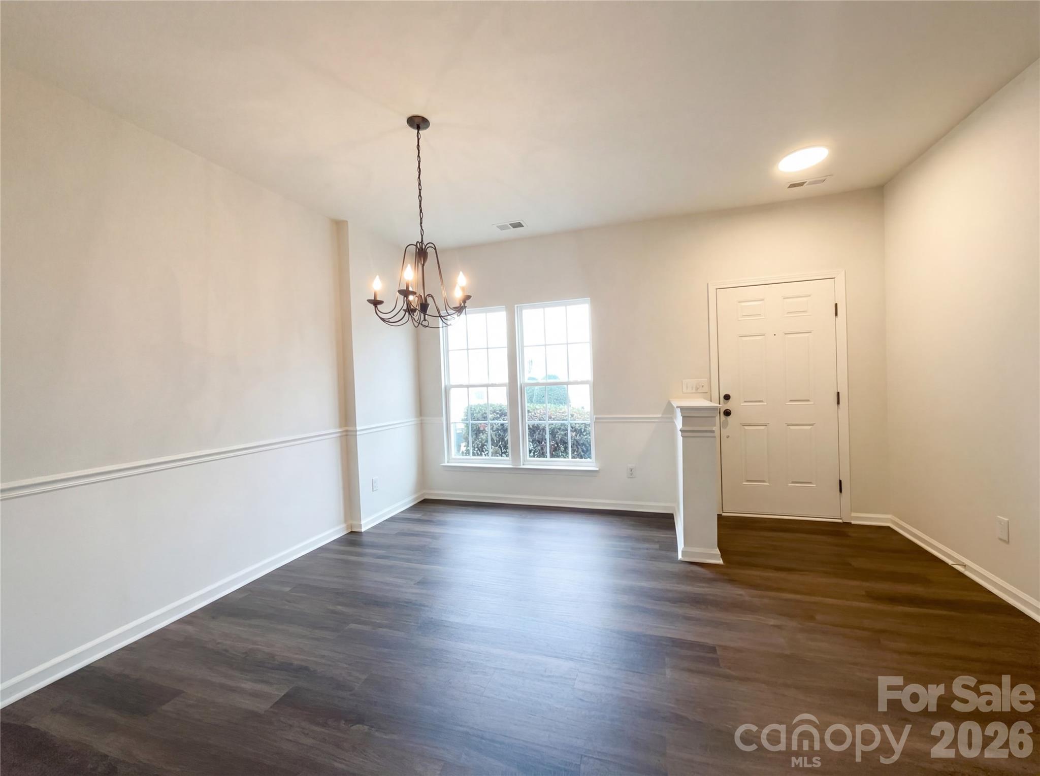 7892 Mariners Pointe Circle Denver, NC 28037 - Photo 3 of 17