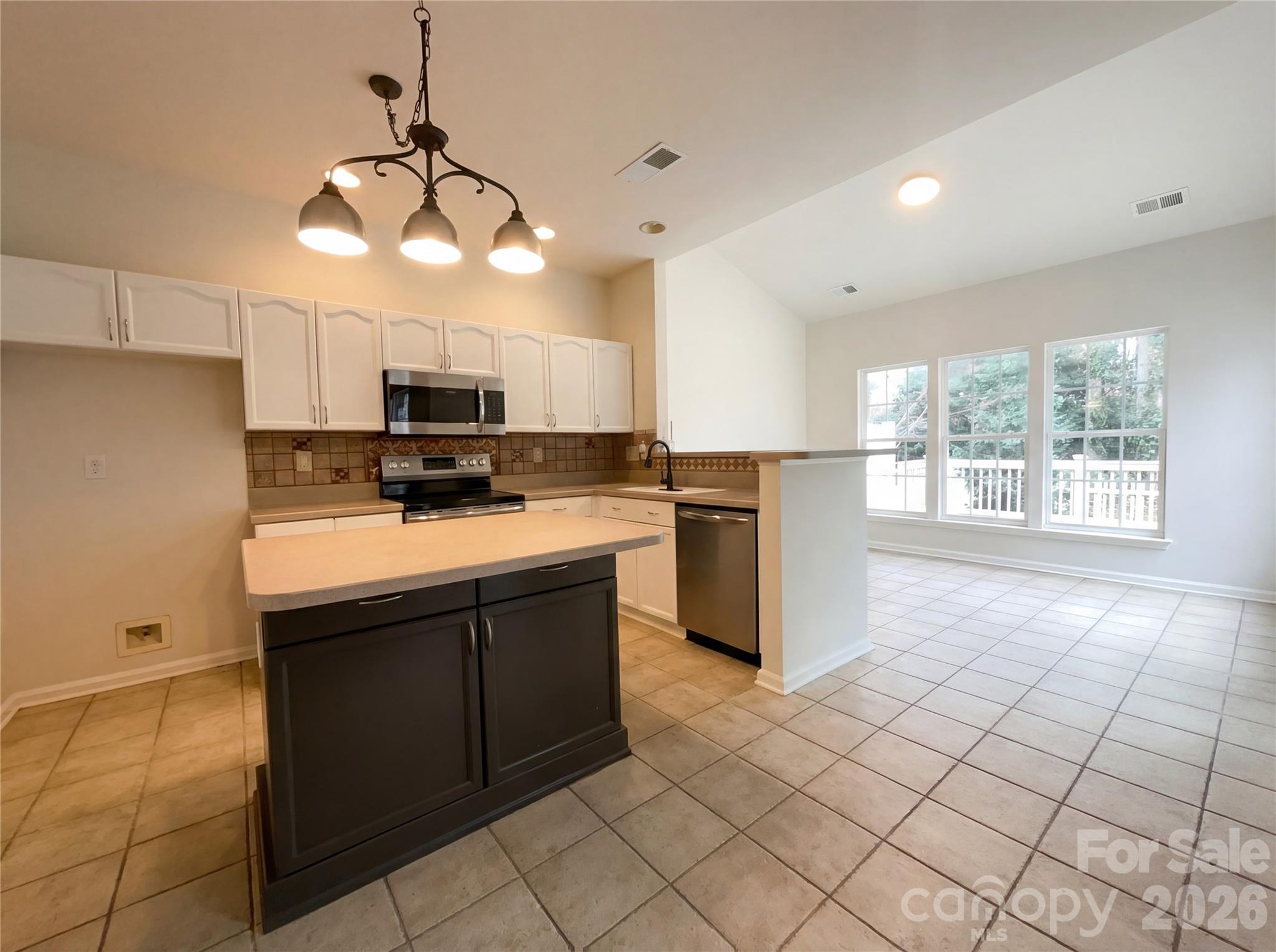 7892 Mariners Pointe Circle Denver, NC 28037 - Photo 10 of 17