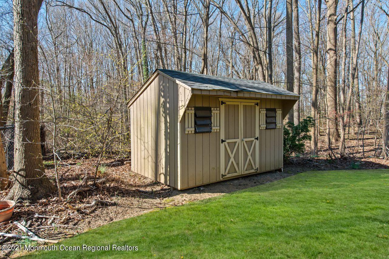 169 Lynch Road Middletown, NJ 07748 - Photo 29 of 33 35Back_Exterior