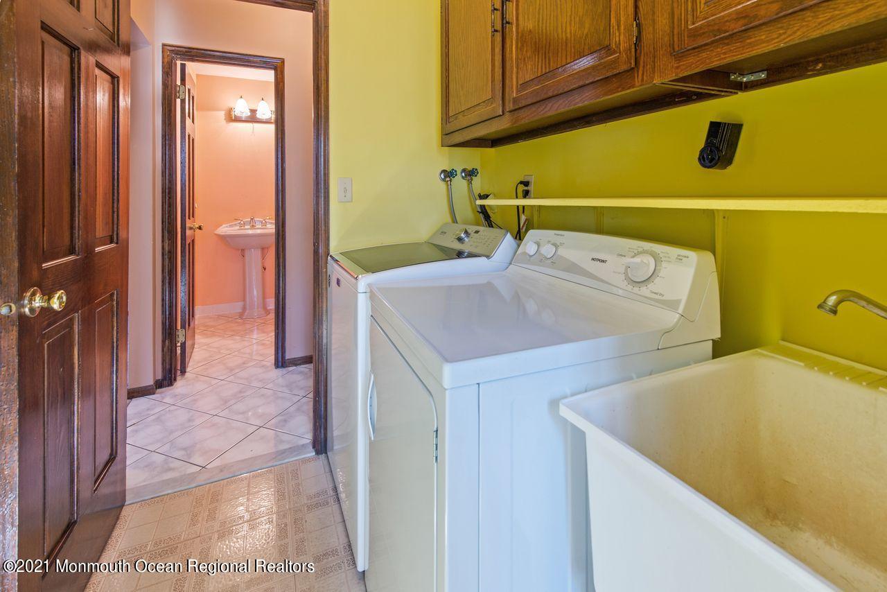 169 Lynch Road Middletown, NJ 07748 - Photo 31 of 33 29Utility_Room