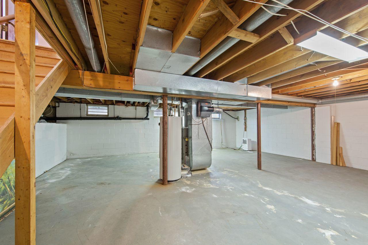 169 Lynch Road Middletown, NJ 07748 - Photo 33 of 33 31Utility_Room