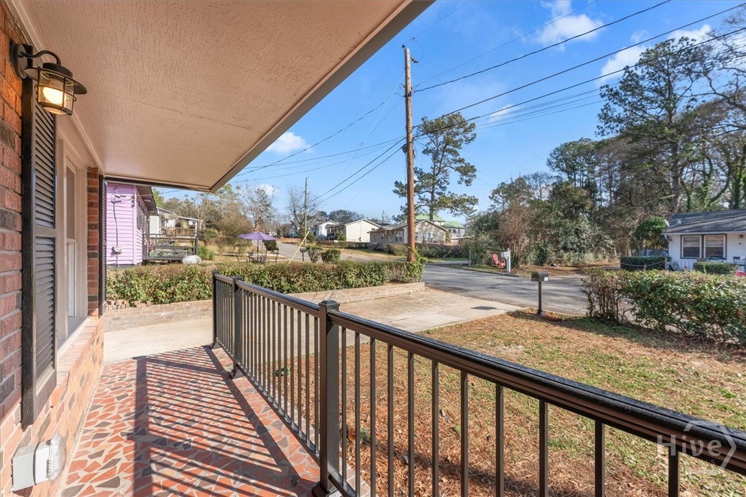 150 Royal Court Athens, GA 30601 - Photo 3 of 23