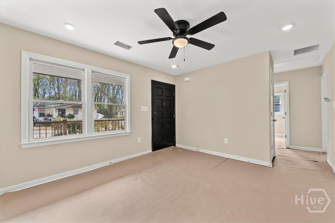 150 Royal Court Athens, GA 30601 - Photo 4 of 23