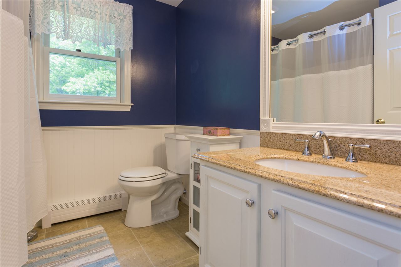 81 Union Road Stratham, NH 03885 - Photo 22 of 32