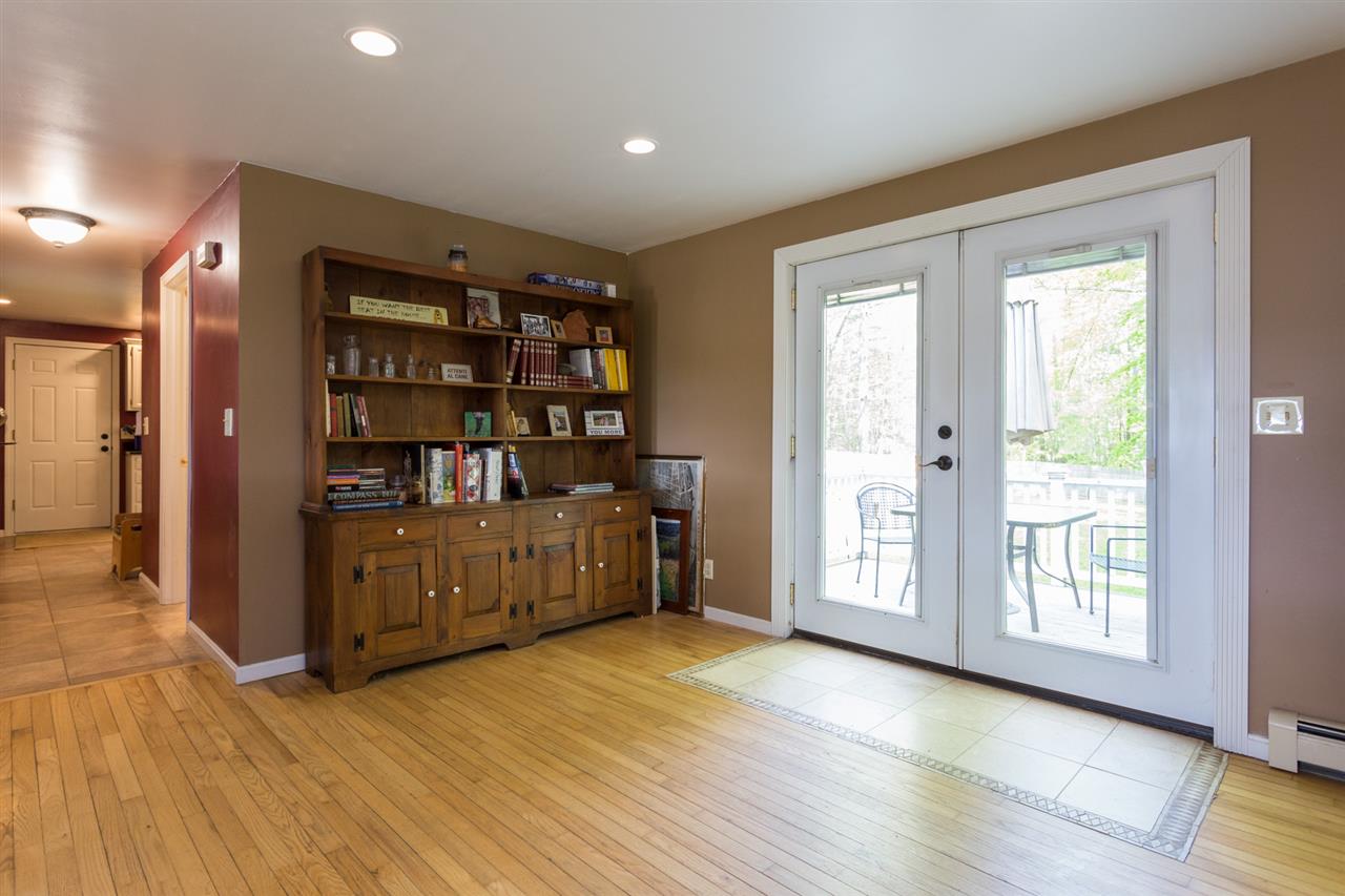 81 Union Road Stratham, NH 03885 - Photo 9 of 32