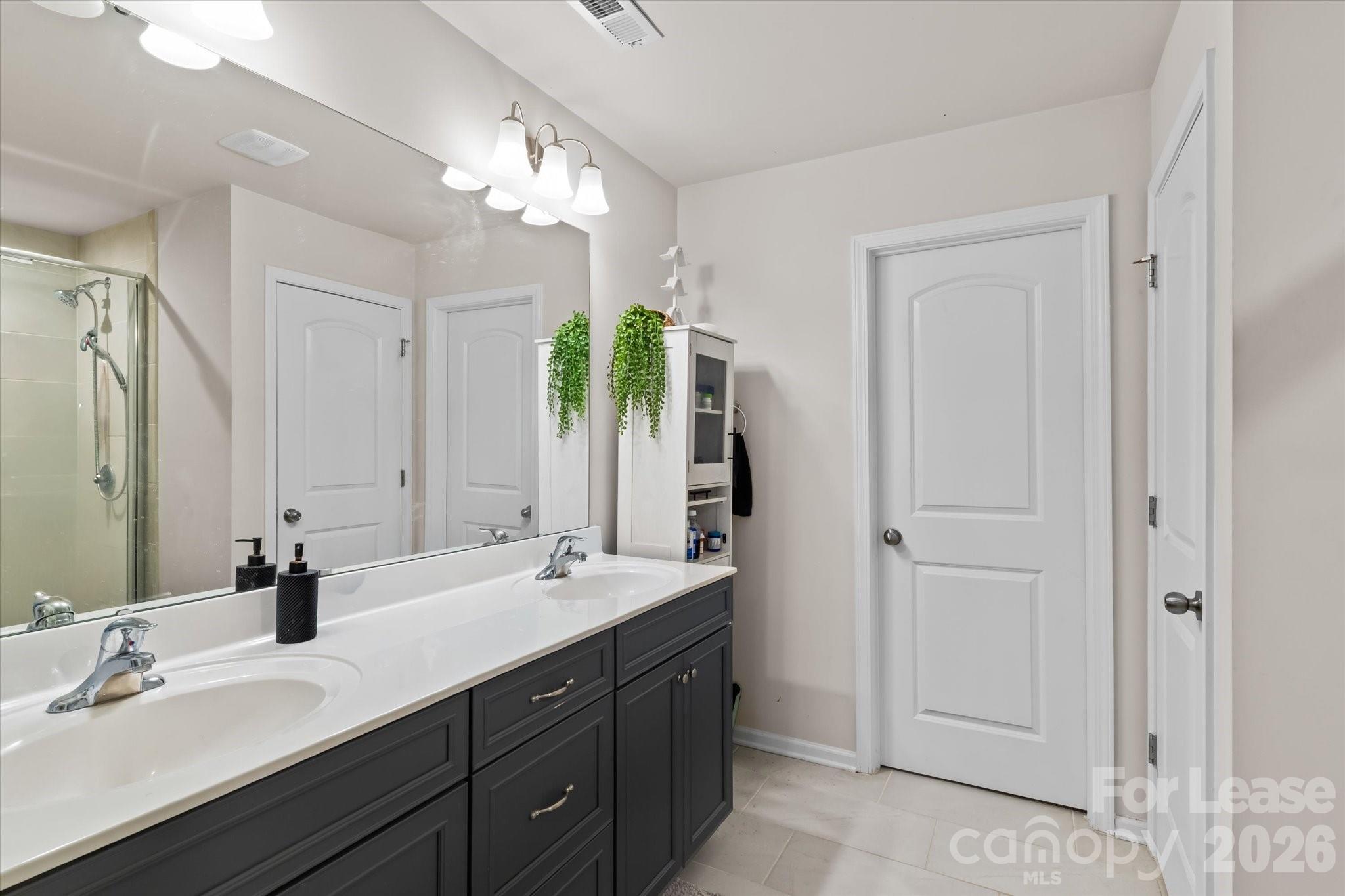 1564 Galloway Road Charlotte, NC 28262 - Photo 15 of 25 Gallery Image 15