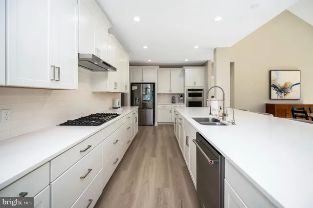 $898,992 | 75 Sunset Loop, Mineral, VA 23117