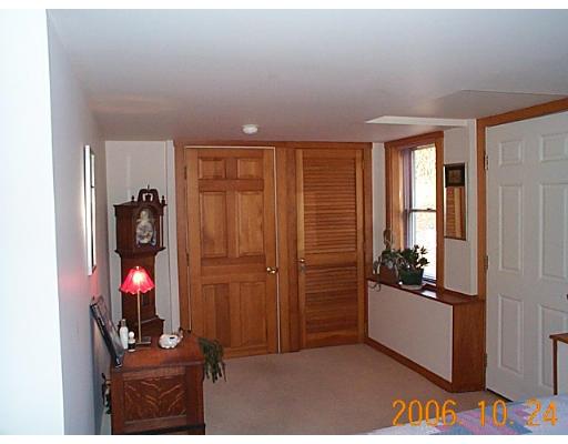 25 Squareshire Road Sterling, MA 01564 - Photo 12 of 17