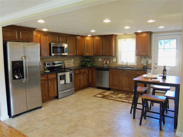 31 Birch Street Three Rivers, MA 01080 - Photo 5 of 25