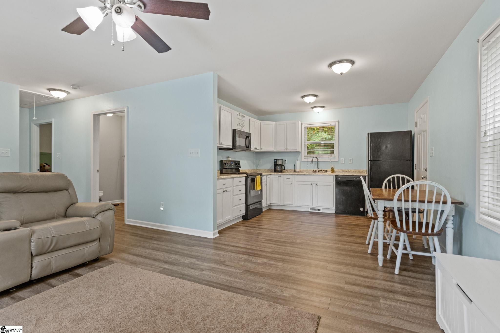 300 Burgess School Road Pelzer, SC 29669 - Photo 7 of 29
