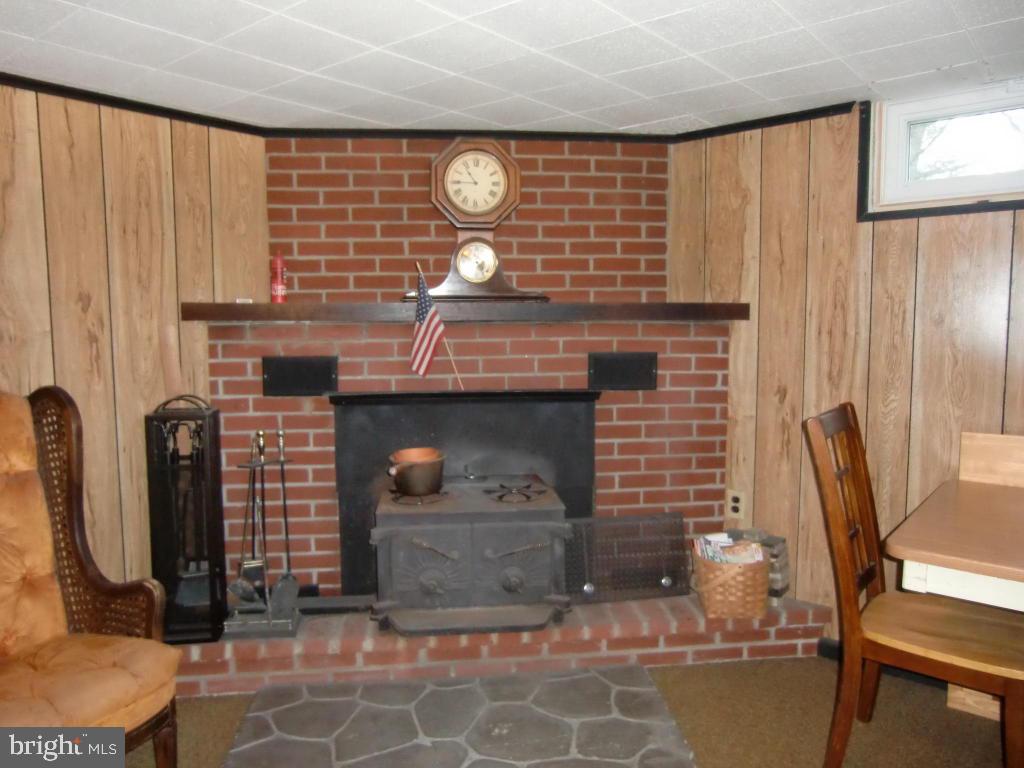2293 North Colebrook Road Manheim, PA 17545 - Photo 2 of 17 a front view of a house with patio
