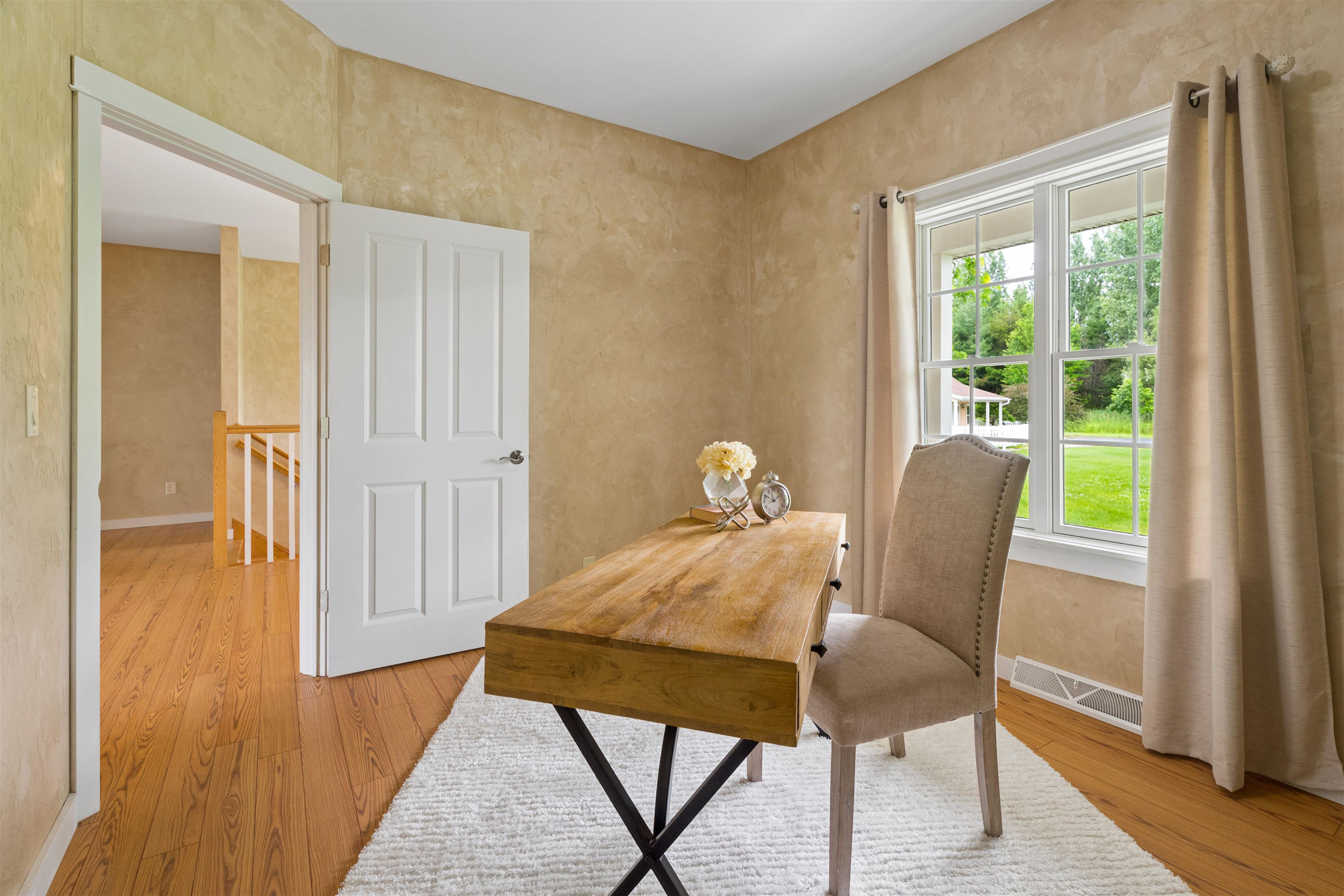 W3549 Center Valley Road Appleton, WI 54913 - Photo 15 of 56