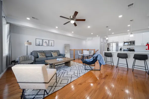 $4,000 | 43.5 Belmont Avenue, Unit 2, Newark, NJ 07108