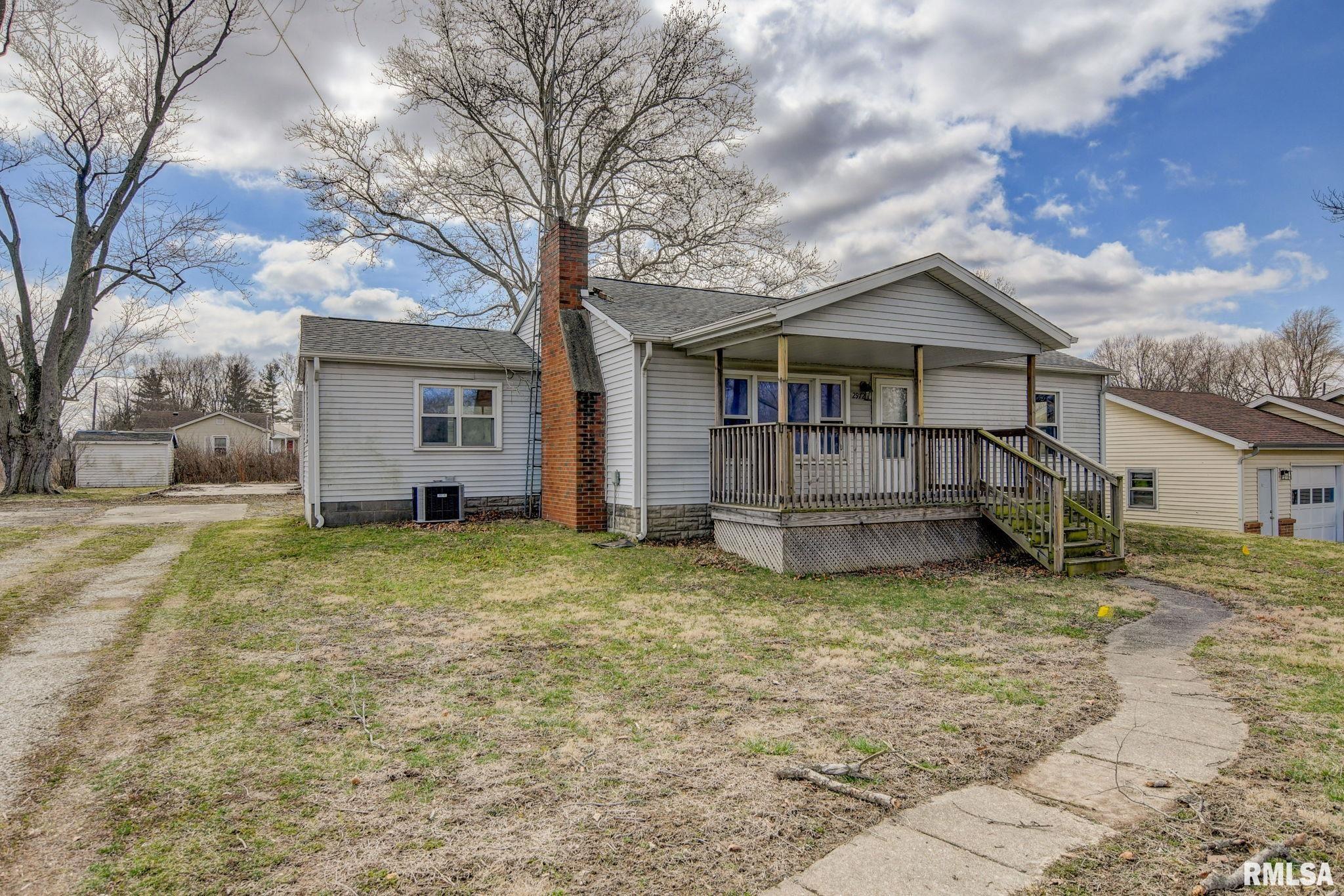 2972 East Andrew Road Sherman, IL 62684 - Photo 1 of 11 Gallery Image 1