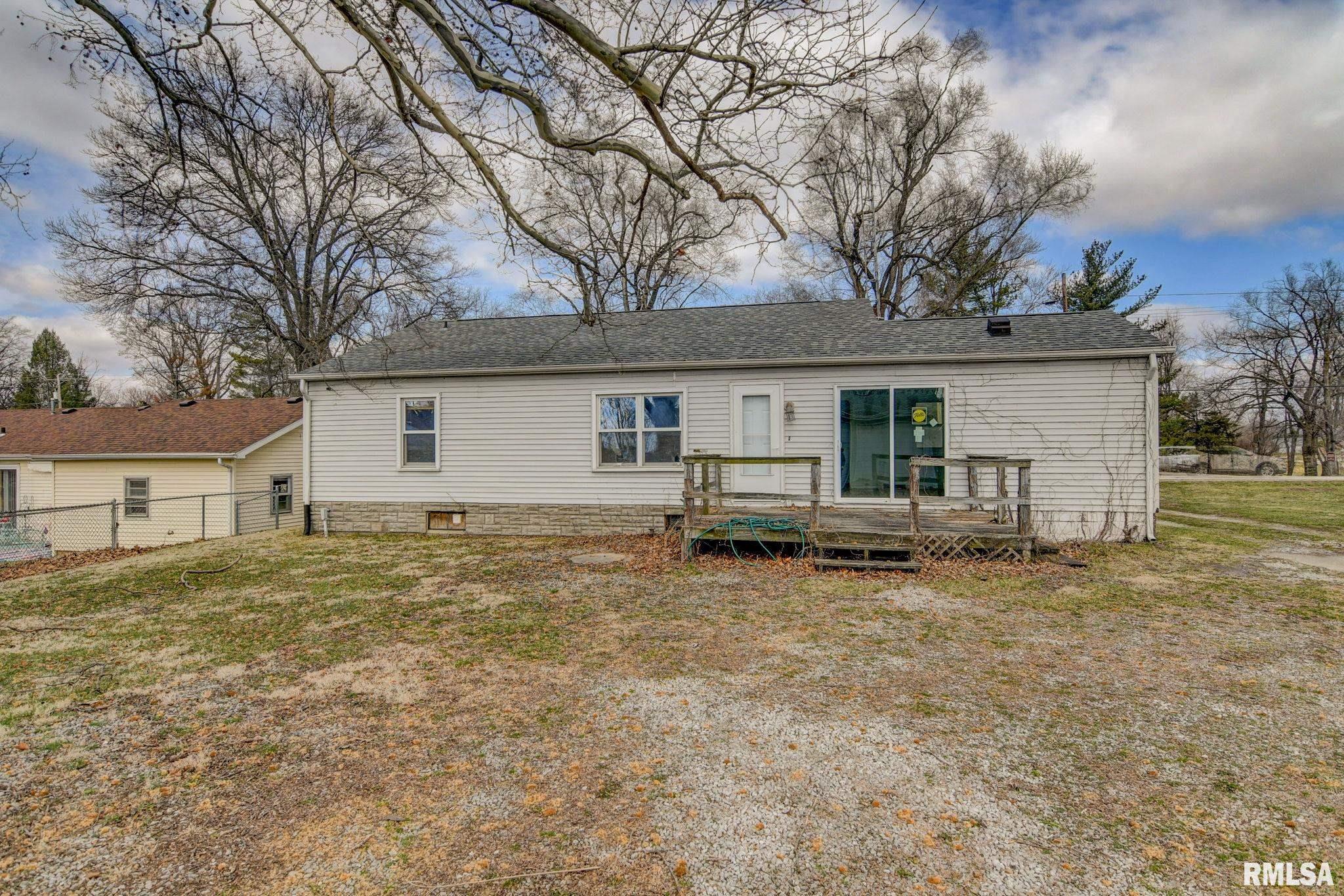 2972 East Andrew Road Sherman, IL 62684 - Photo 8 of 11 Gallery Image 8