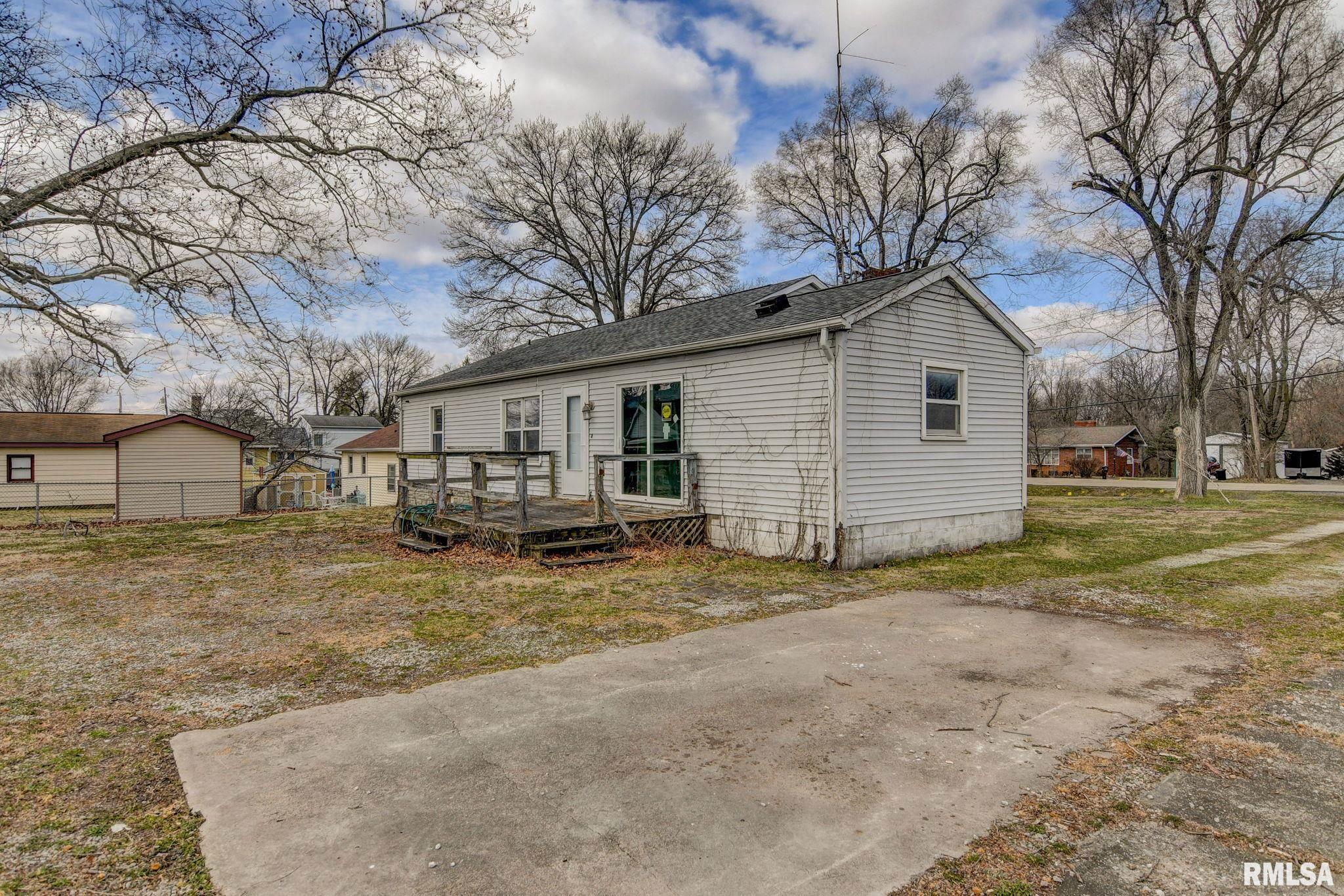 2972 East Andrew Road Sherman, IL 62684 - Photo 9 of 11 Gallery Image 9