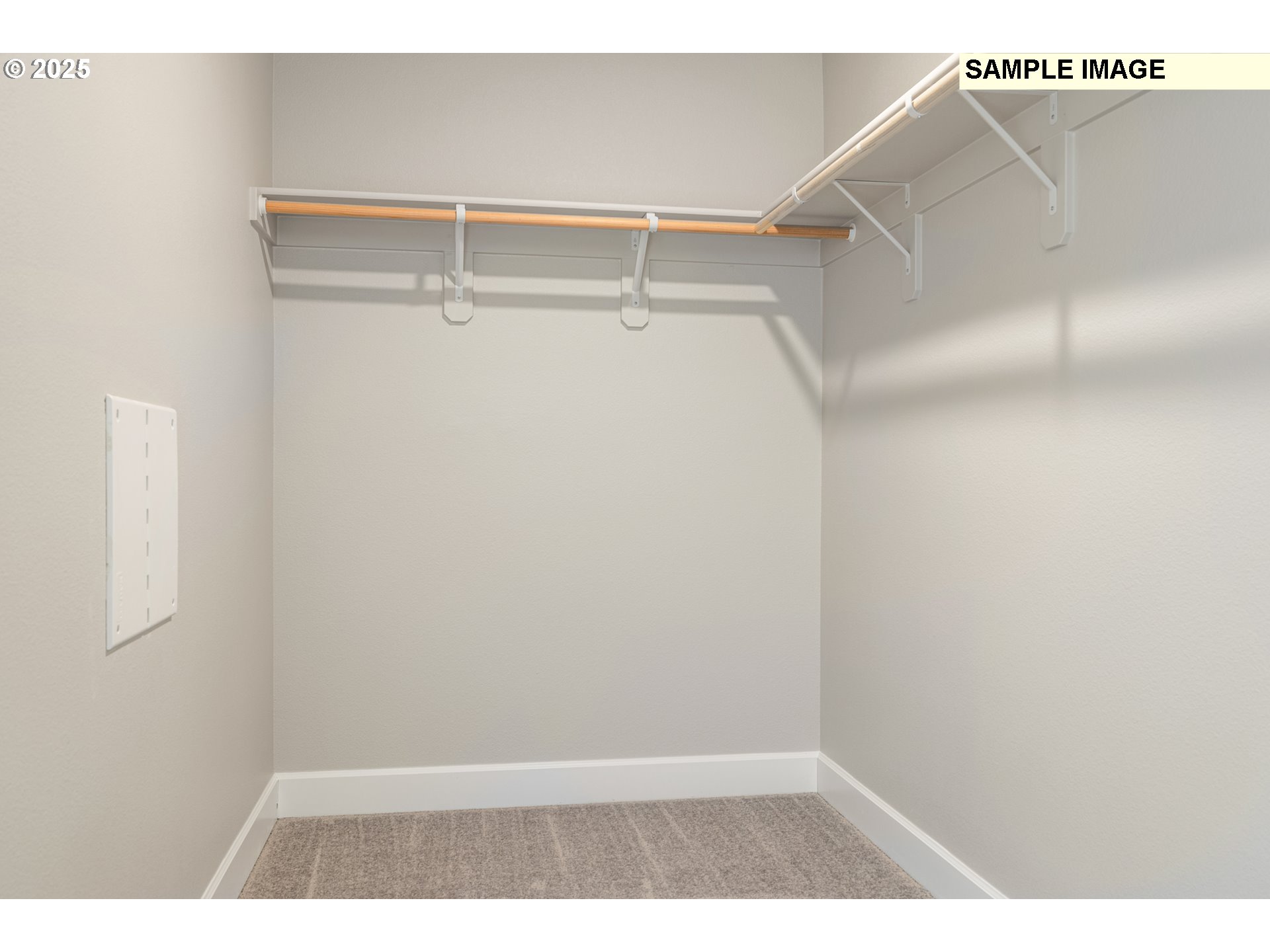 548 Arthur Street Umatilla, OR 97882 - Photo 31 of 36 a view of walk in closet