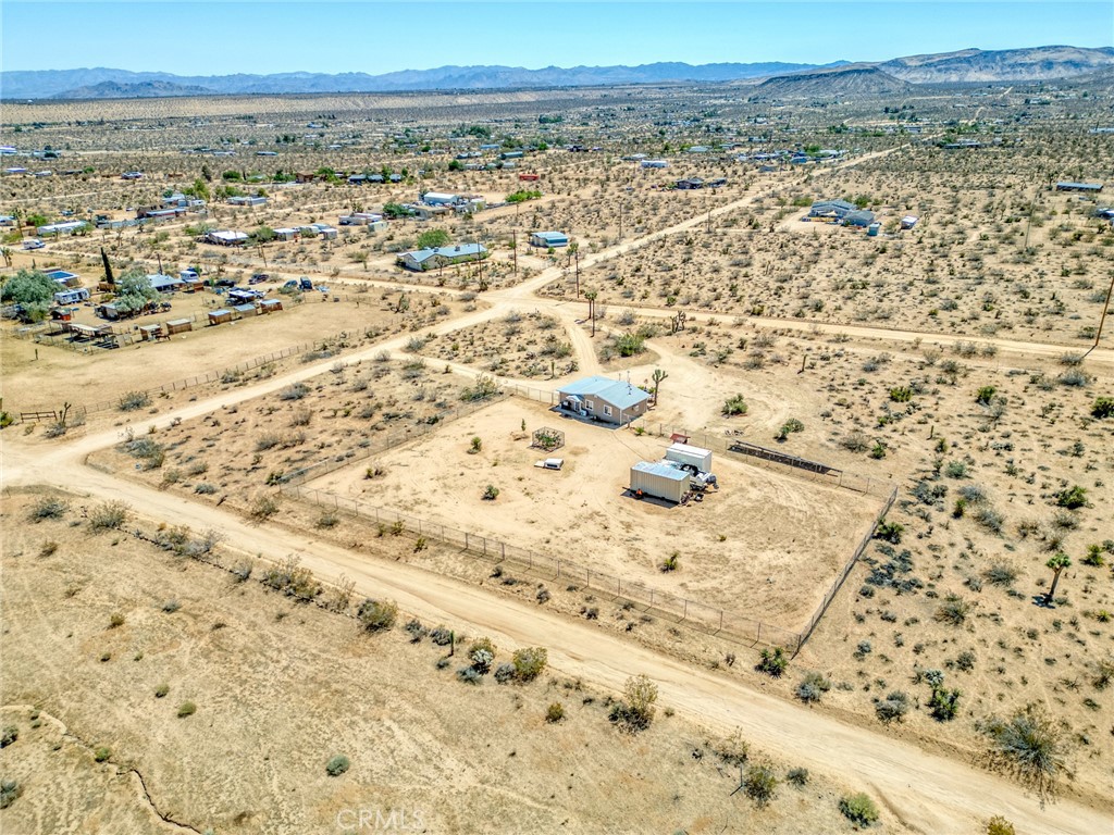 880 Inca Trail Yucca Valley, CA 92284 - Photo 26 of 26 a view of city