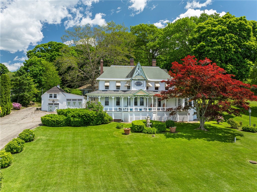 Stunning Victorian, view,   3 acres