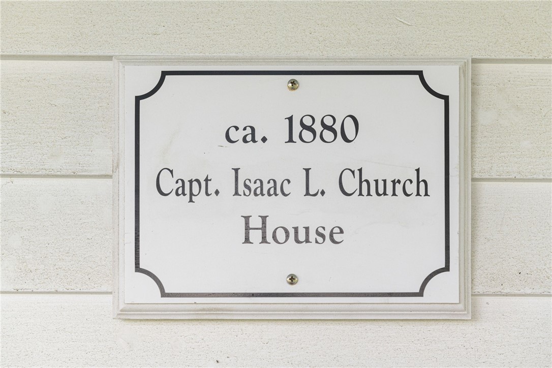 1660 Main Road Tiverton, RI 02878 - Photo 39 of 48