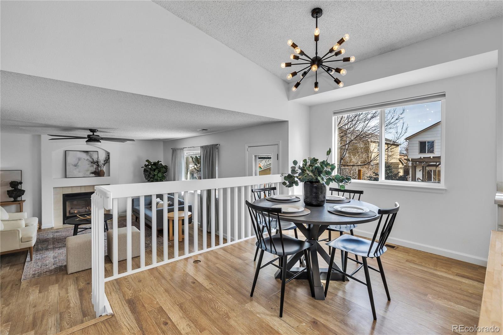 9851 South Castle Ridge Circle Highlands Ranch, CO 80129 - Photo 9 of 38