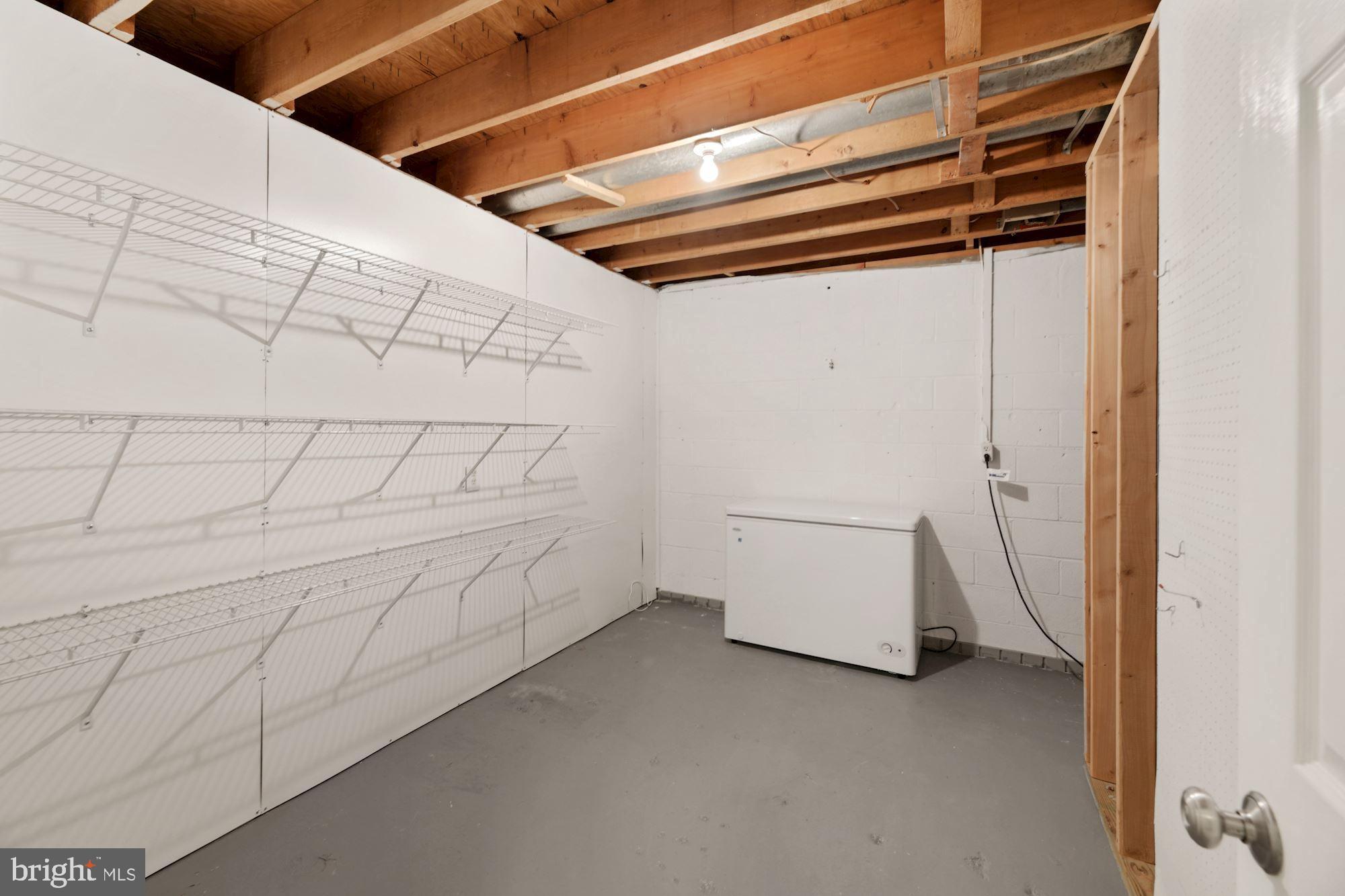 6000 Stoneygate Court Springfield, VA 22152 - Photo 40 of 56 Storage room