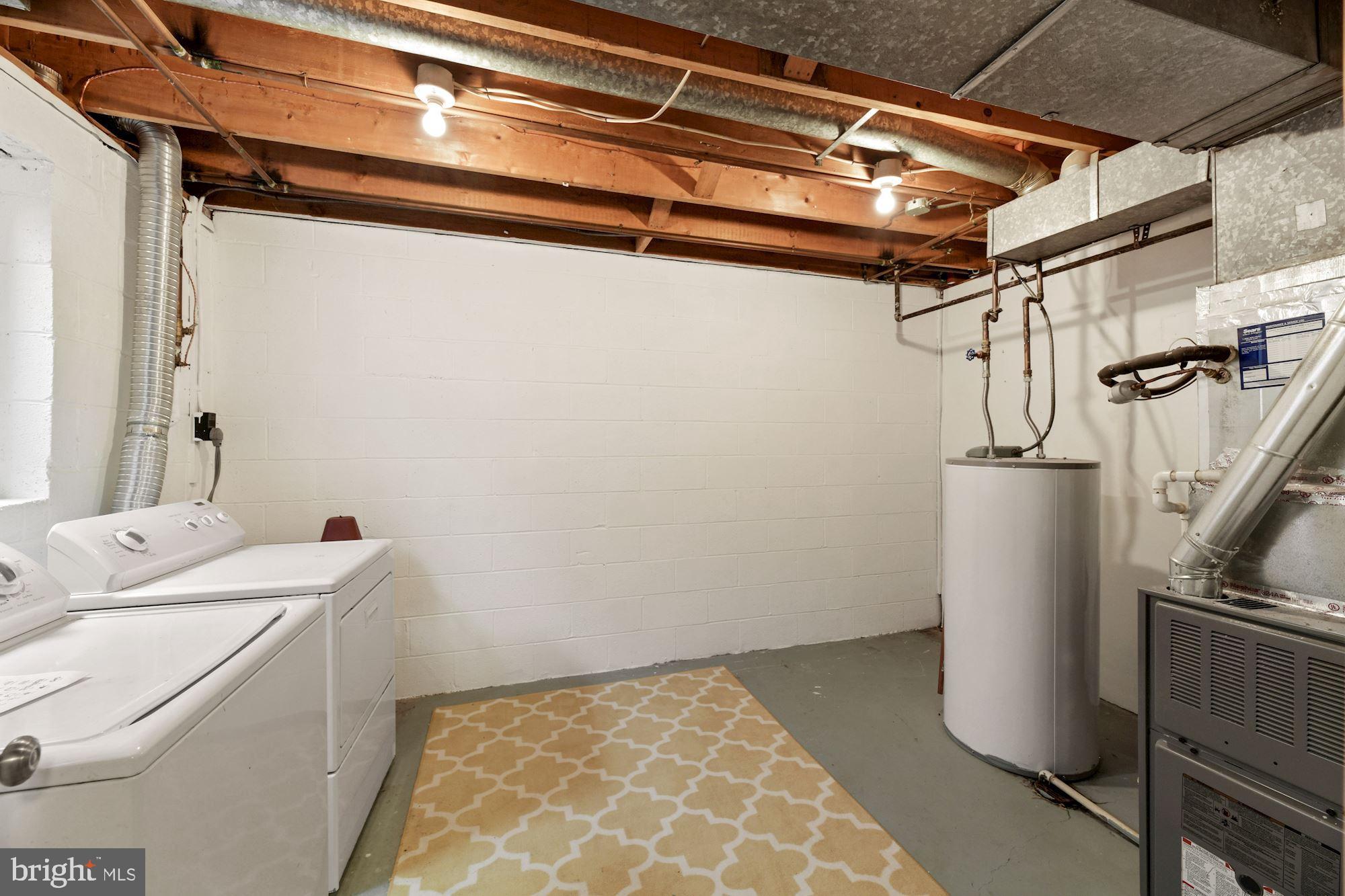 6000 Stoneygate Court Springfield, VA 22152 - Photo 41 of 56 Utility room with washer & dryer