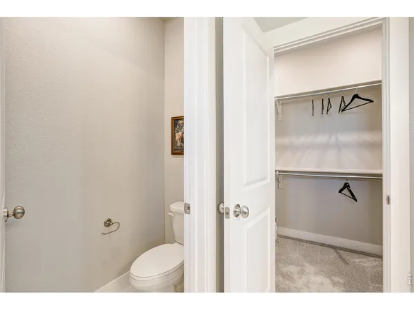 a picture of a wall with white wall