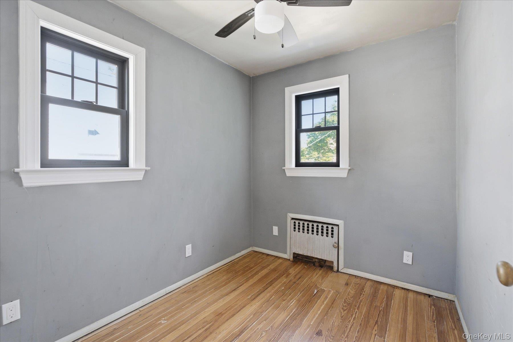45 Kenmore Road Valley Stream, NY 11581 - Photo 8 of 21