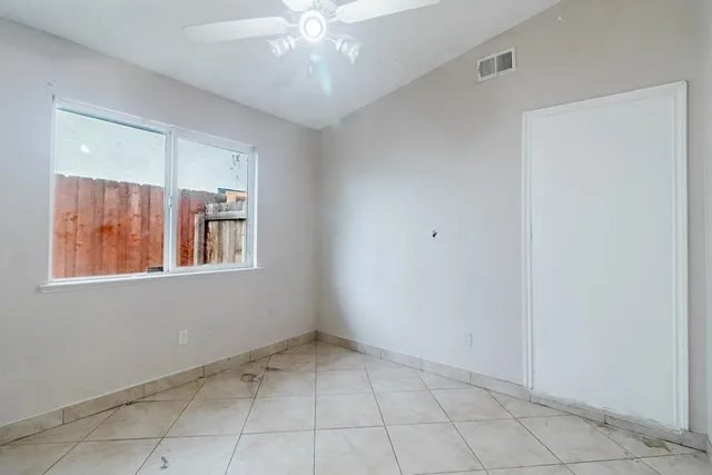 $420,000 | 12 Caswell Court, Sacramento, CA 95838