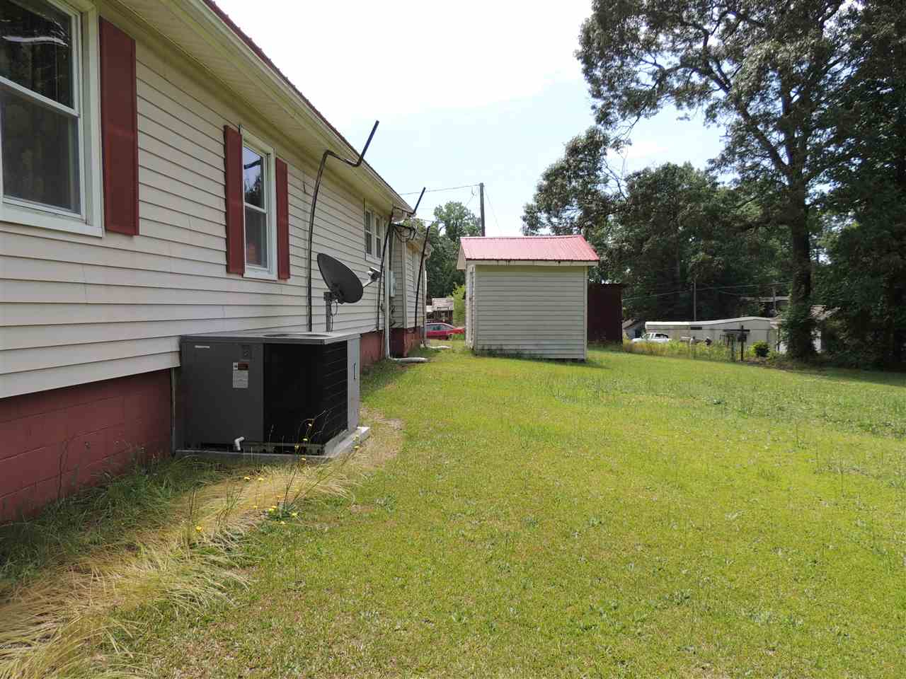 4325 Compton Bridge Road Campobello, SC 29322 - Photo 5 of 20