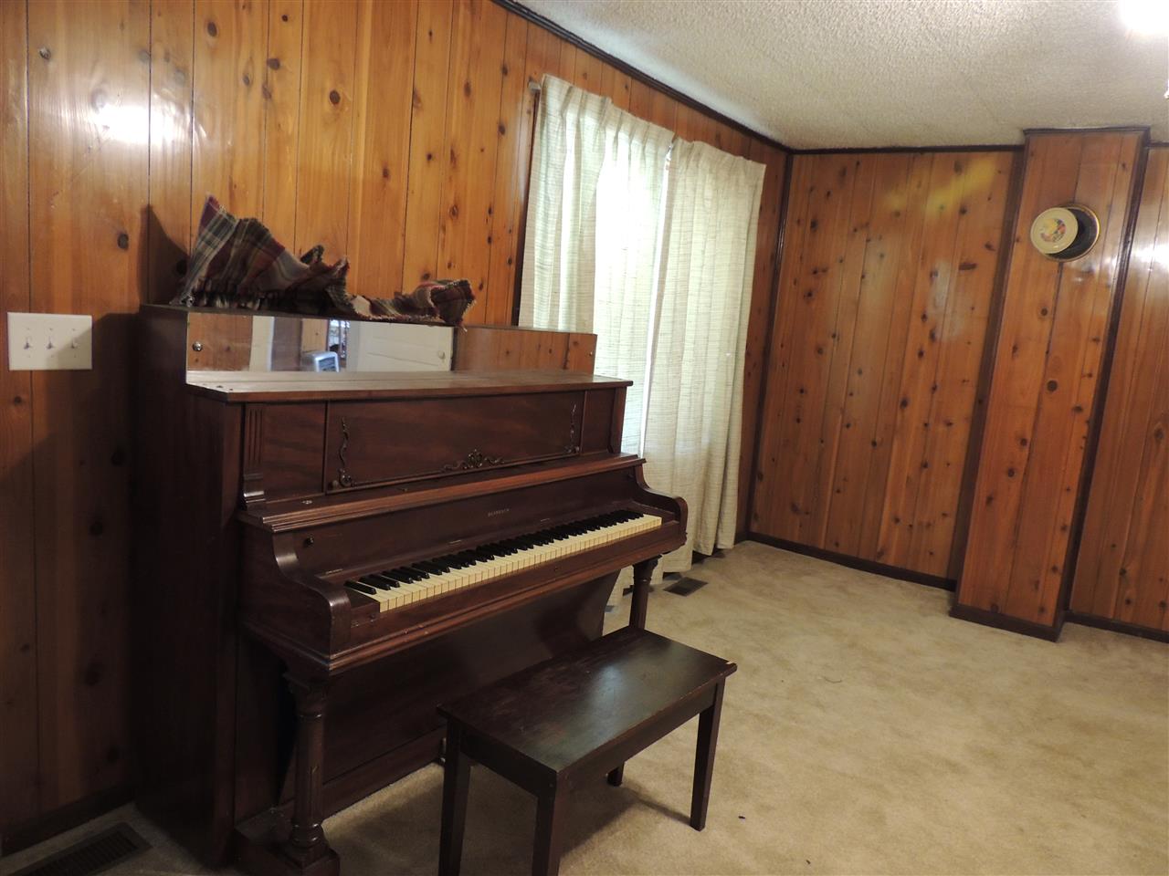 4325 Compton Bridge Road Campobello, SC 29322 - Photo 7 of 20