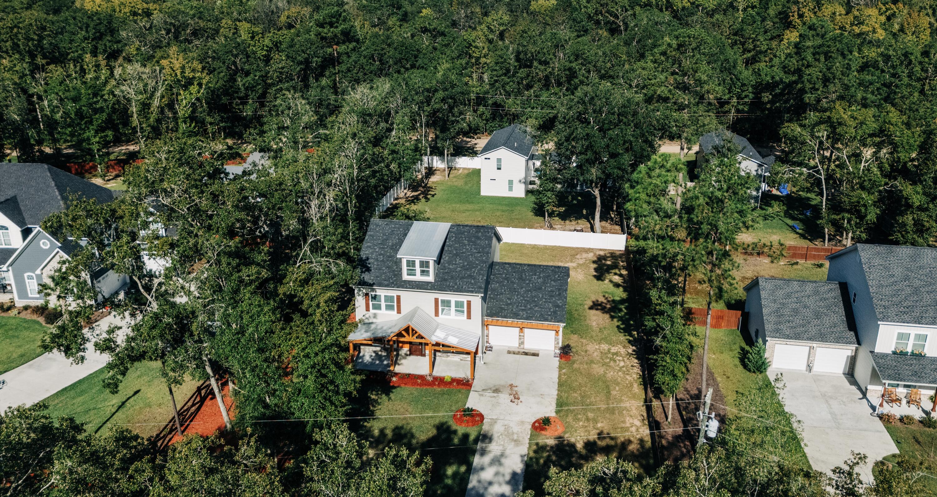 438 Locust Street Walterboro, SC 29488 - Photo 3 of 44 DJI_20251002101738_0141_D