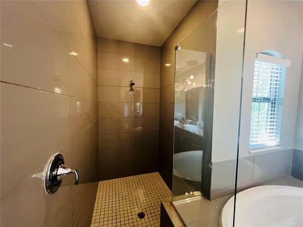 $8,000 | 7689 Toscana Boulevard, Orlando, FL 32819