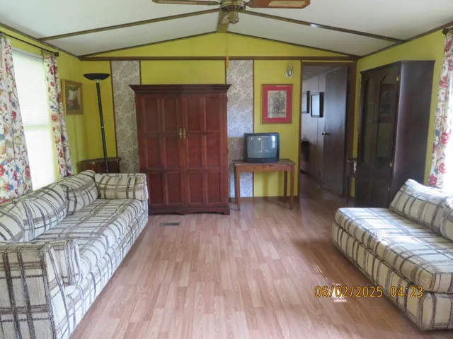 $159,900 | 4 Slate Run, North Hampton, NH 03862