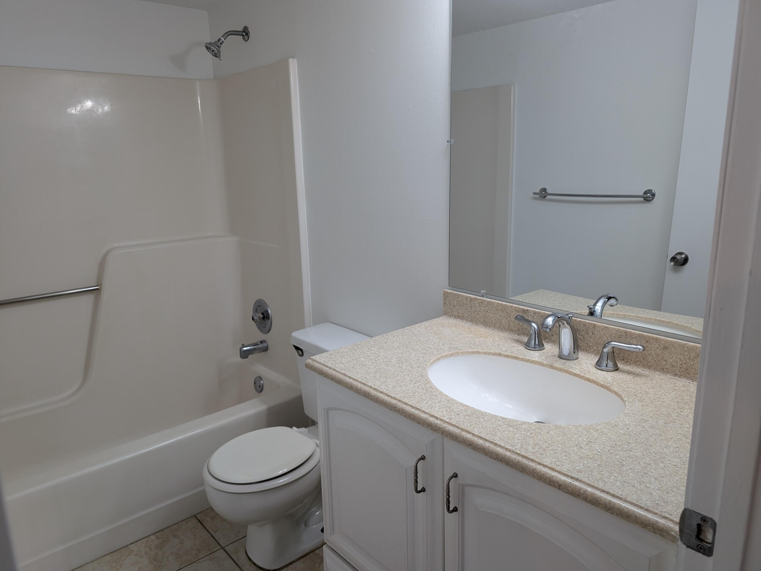 21951 Soundview Terrace, Unit 202 Boca Raton, FL 33433 - Photo 8 of 13 PXL_20260408_154414184