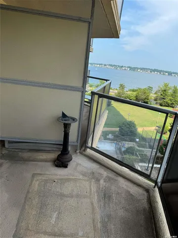 $279,000 | 17-85 215th Street, Unit 4J | Bay Terrace
