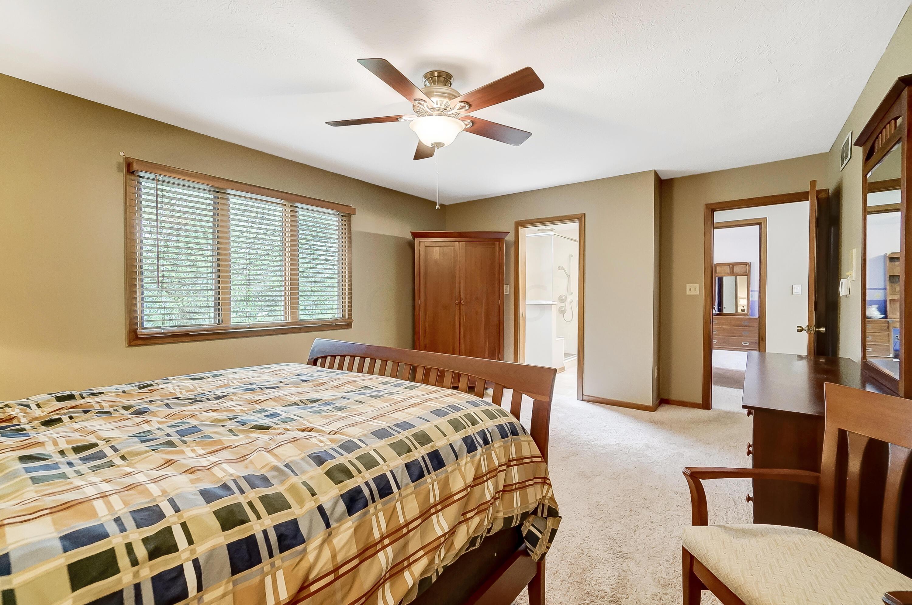 225 Olentangy Ridge Place Powell, OH 43065 - Photo 41 of 65 050
