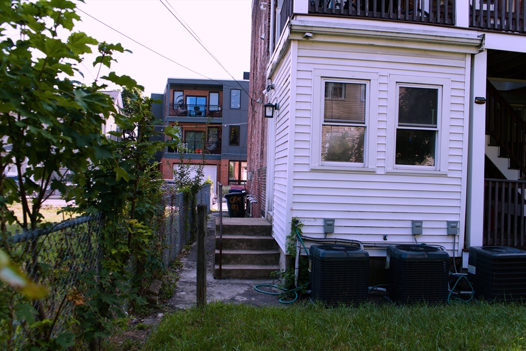 93 George Street Boston, MA 02119 - Photo 13 of 14