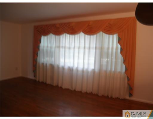 10 Academic Road East Brunswick, NJ 08816 - Photo 4 of 18 Gallery Image 4