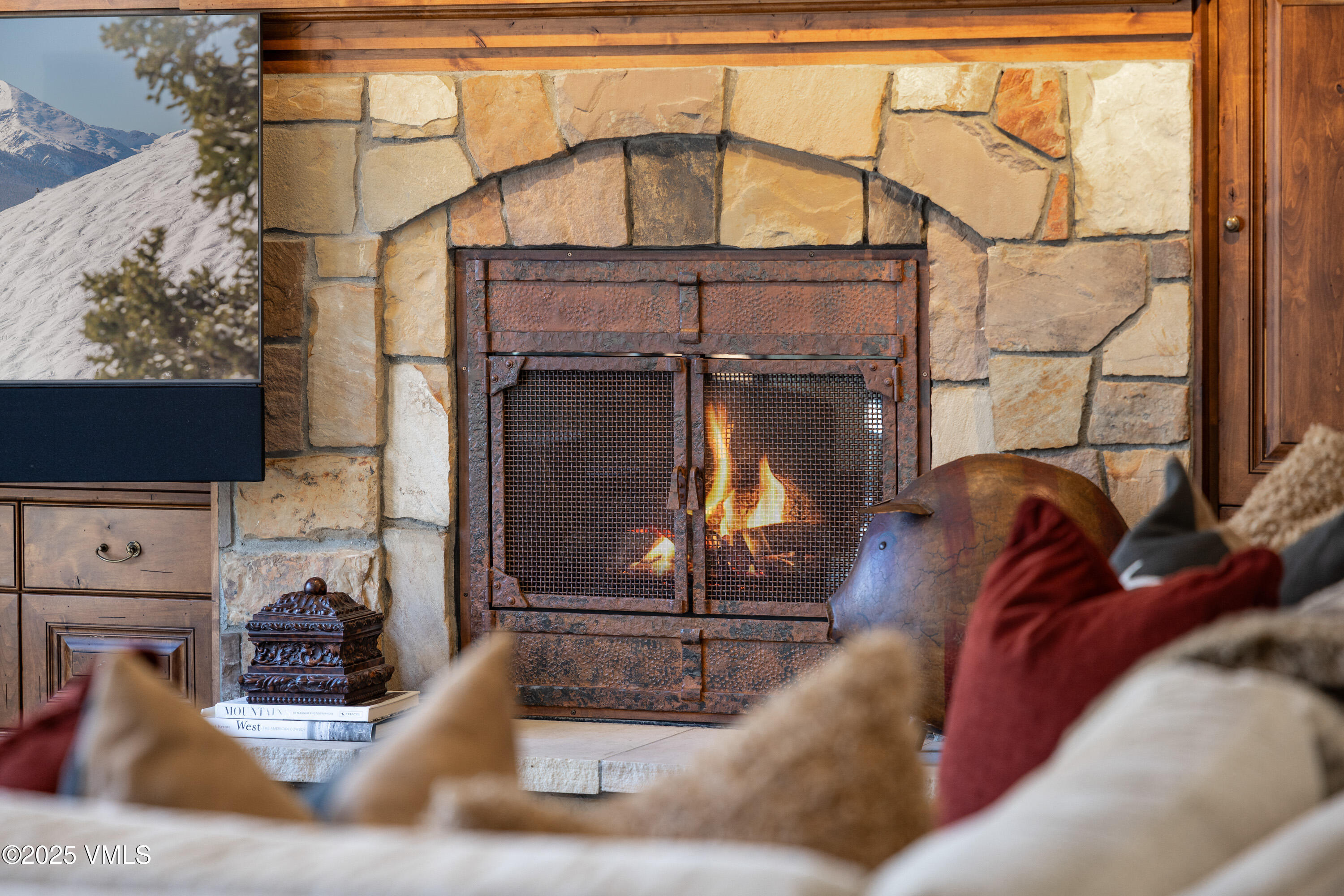 1 Willow Bridge Road, Unit 42 Vail, CO 81657 - Photo 18 of 72 great room fireplace