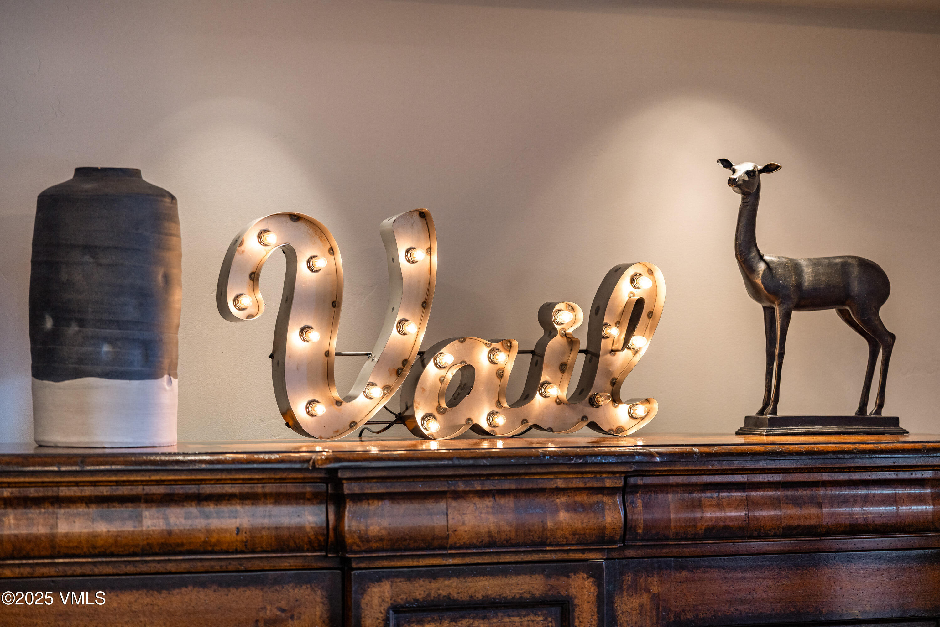 1 Willow Bridge Road, Unit 42 Vail, CO 81657 - Photo 19 of 72 dining area