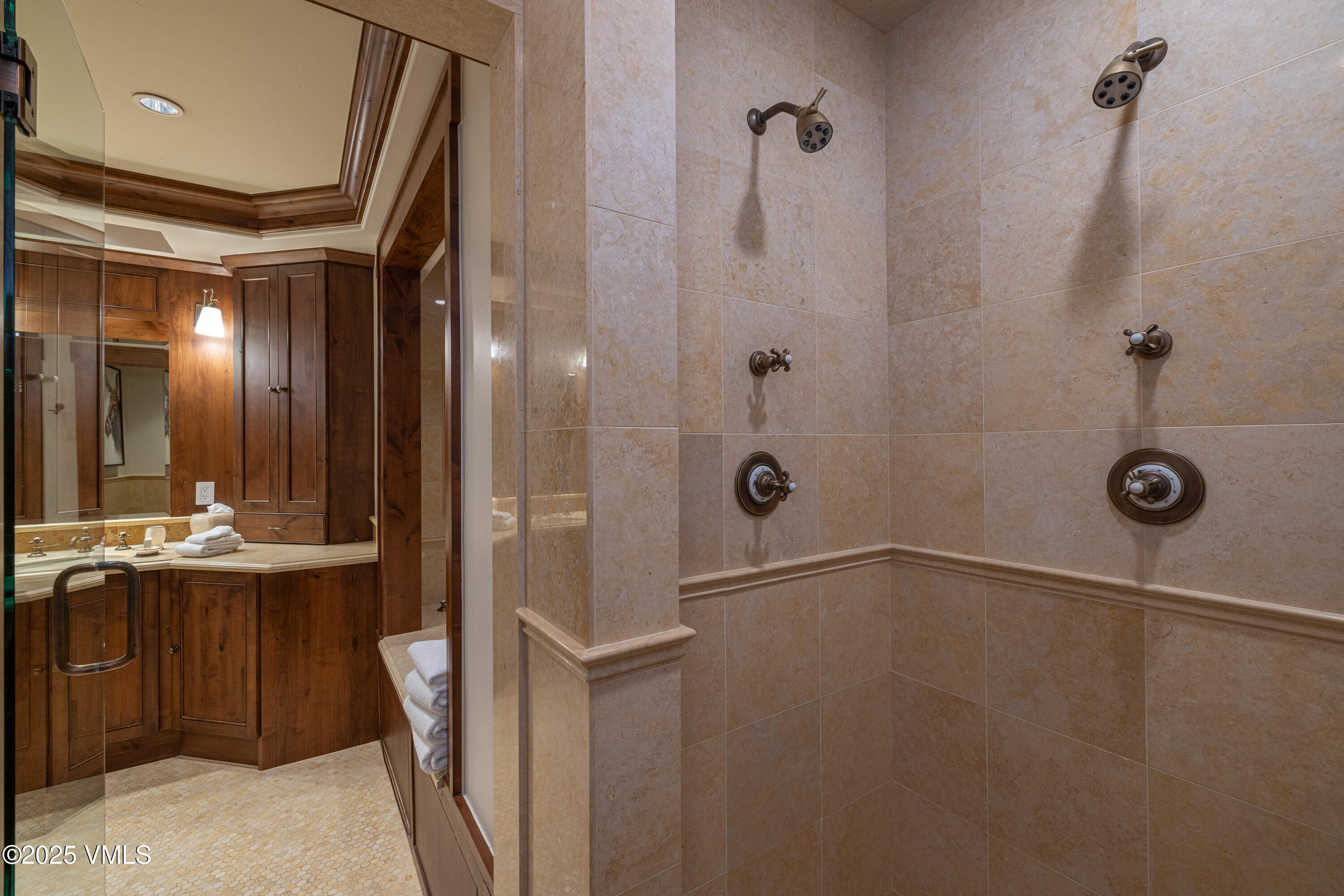 1 Willow Bridge Road, Unit 42 Vail, CO 81657 - Photo 38 of 72 primary bath