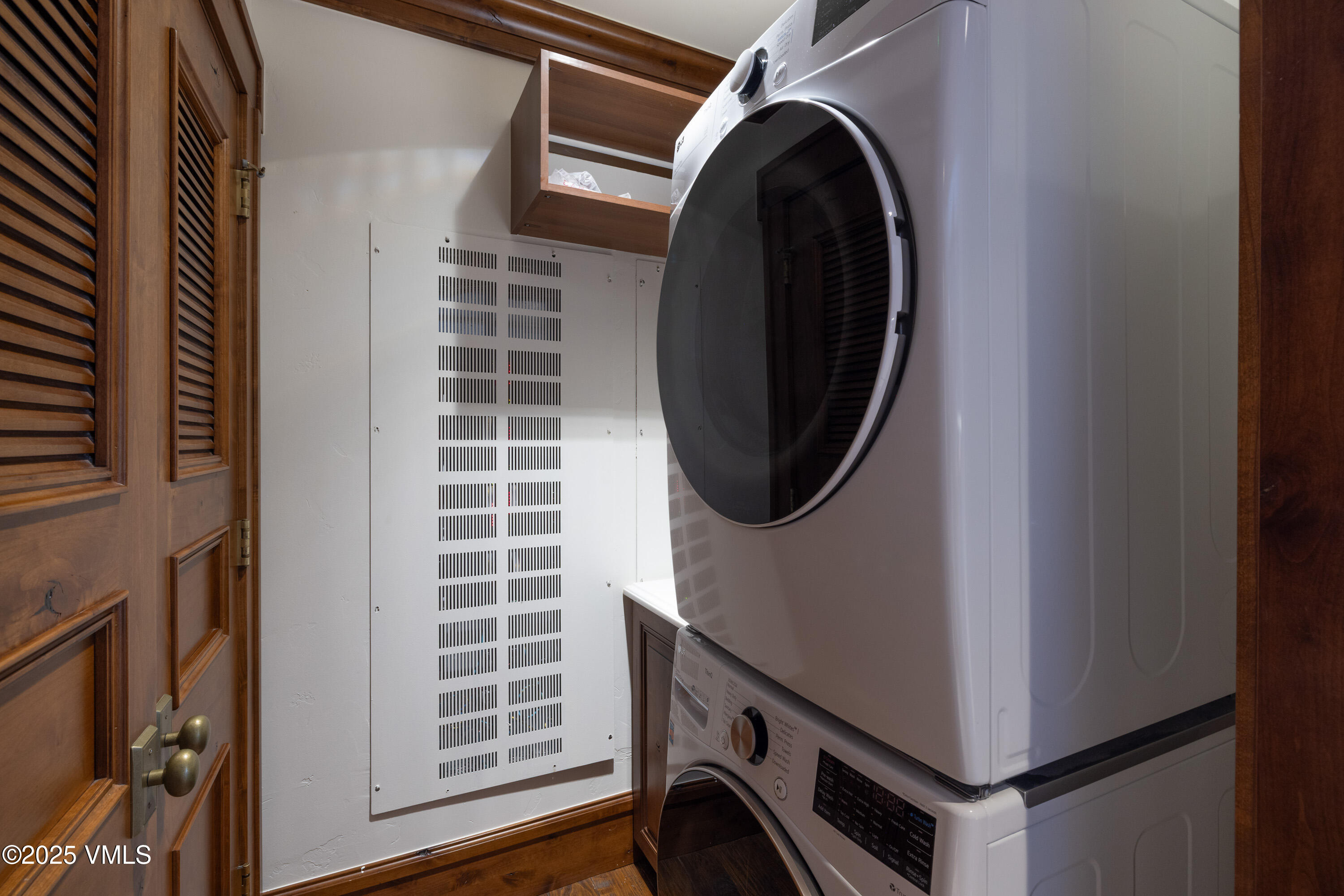 1 Willow Bridge Road, Unit 42 Vail, CO 81657 - Photo 61 of 72 laundry